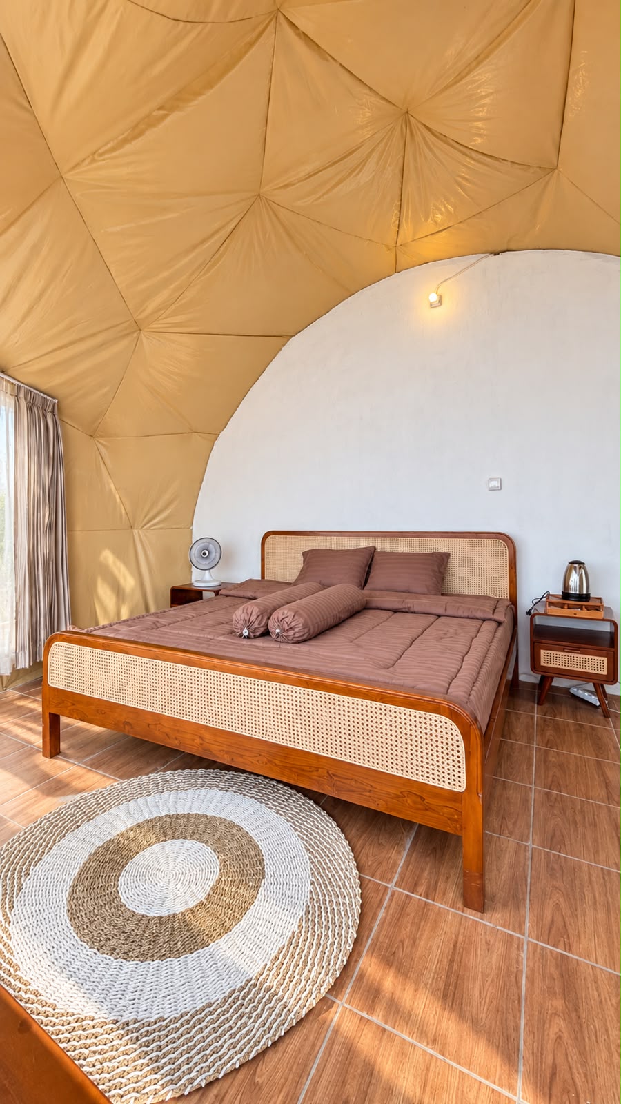 Tenda tipe Dome
